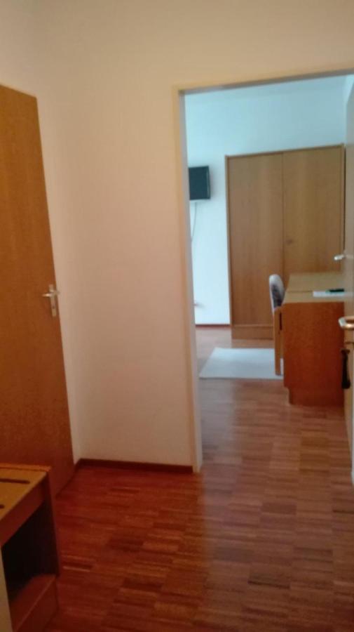 Hotel Restaurant Hirsch Schmiechen Εξωτερικό φωτογραφία